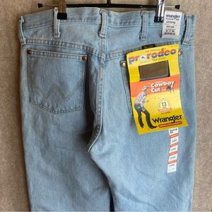 WRANGLER Men's Cowboy Cut Original Fit 31x34 Jeans Light Wash Blue Denim NWT